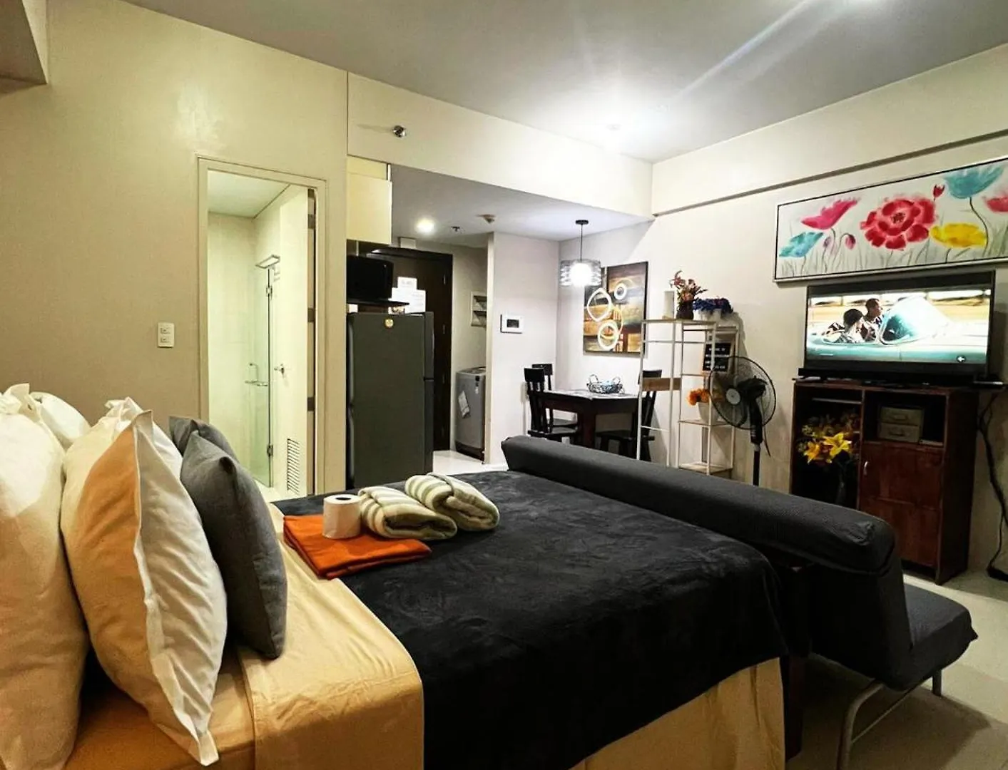 One Palm Tree Villas Condominium - Studio 7Th Fl With Balcony - Across Terminal 3 Airport Pasay