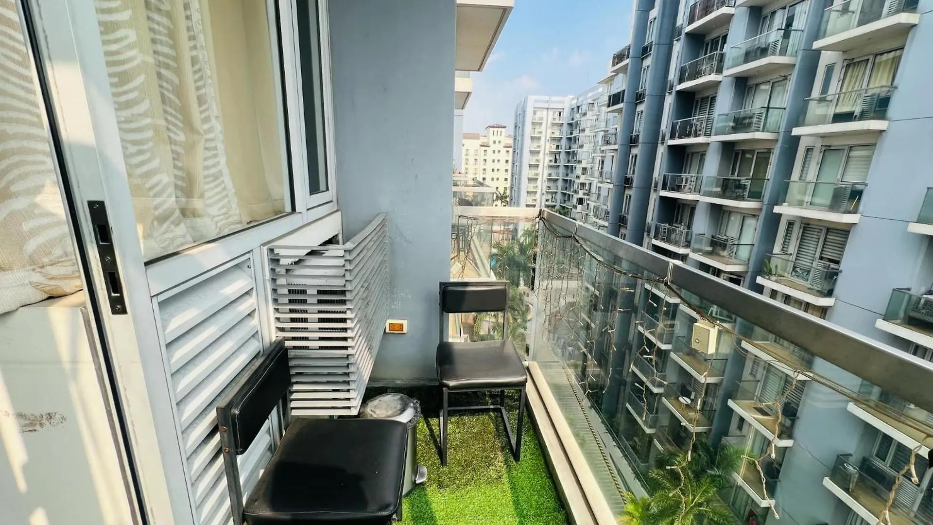 One Palm Tree Villas Condominium - Studio 7Th Fl With Balcony - Across Terminal 3 Airport Pasay 0*,  Philippines