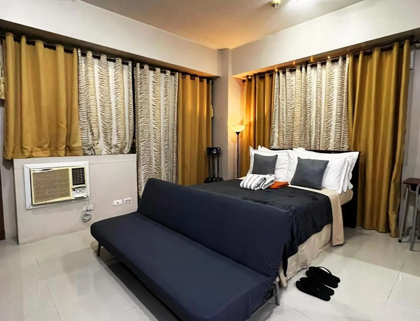 Appart hôtel One Palm Tree Villas Condominium - Studio 7Th Fl With Balcony - Across Terminal 3 Airport Pasay