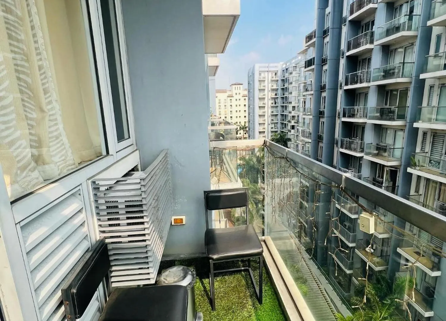 One Palm Tree Villas Condominium - Studio 7Th Fl With Balcony - Across Terminal 3 Airport Pasay