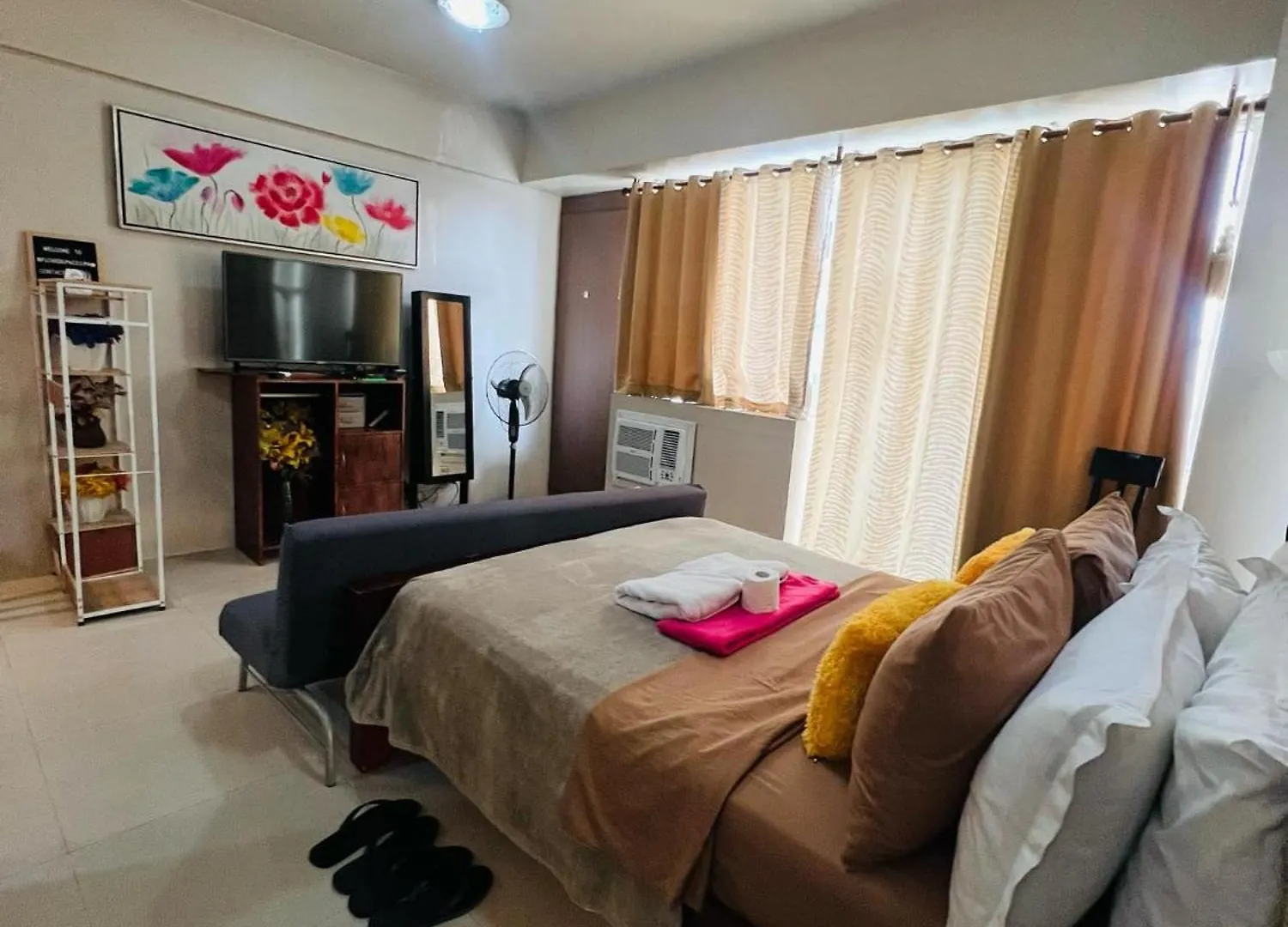 Aparthotel One Palm Tree Villas Condominium - Studio 7Th Fl With Balcony - Across Terminal 3 Airport Pasay Philippines