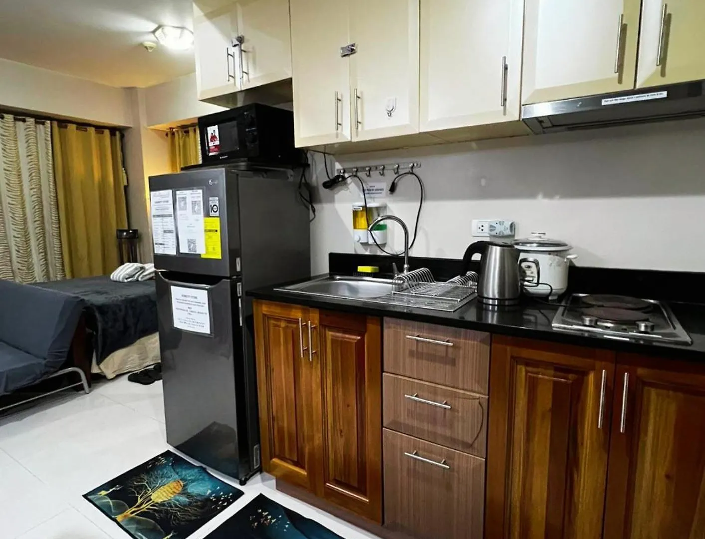 Cozy Studio Unit across NAIA T3 Airport Pasay 0*,
