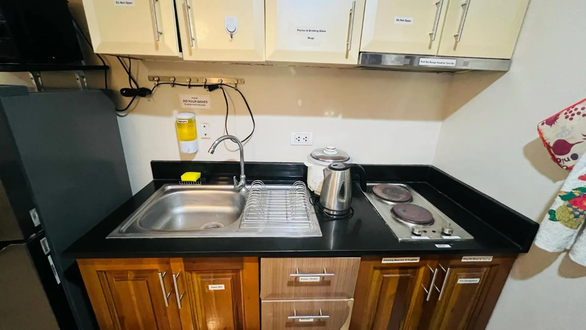 Cozy Studio Unit across NAIA T3 Airport Pasay