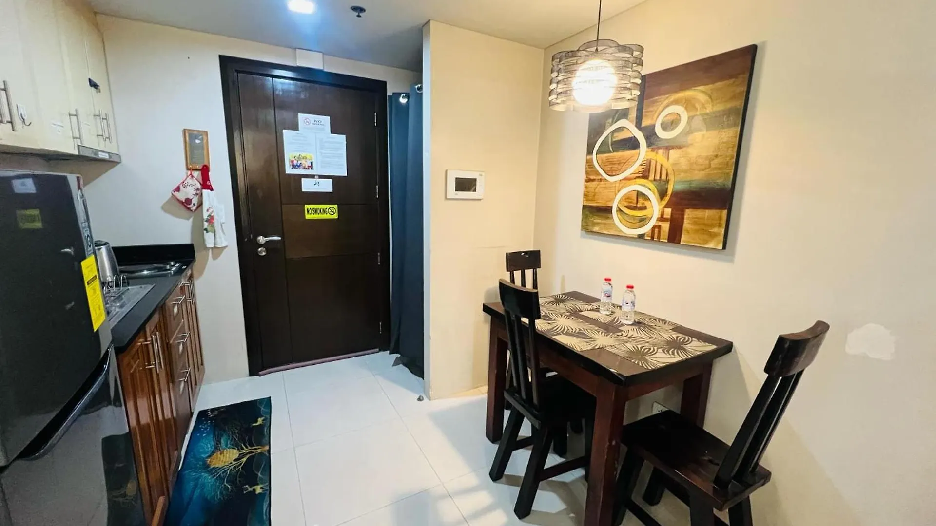 Hotel apartamentowy Cozy Studio Unit across NAIA T3 Airport Pasay