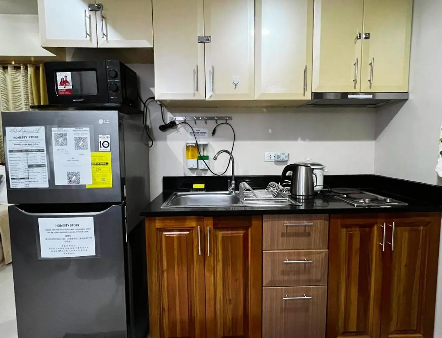 Cozy Studio Unit across NAIA T3 Airport Pasay Hotel apartamentowy